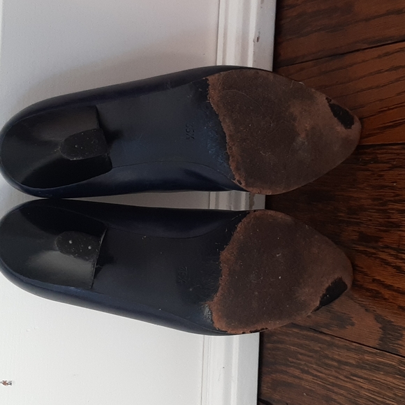 Navy blue leather kitten heels - Picture 4 of 4